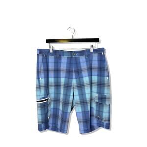 Tommy Bahama Cayman Isles Sea Plaid Island Zone 10-inch Hybrid Shorts , Size 35